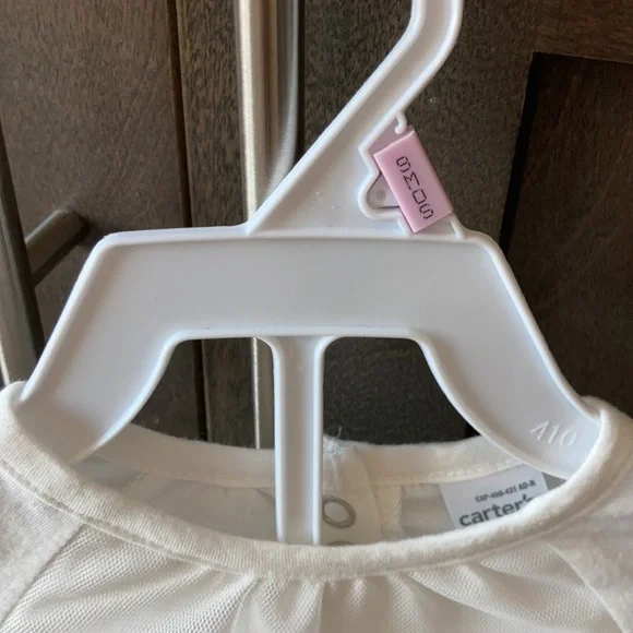 💖3/$25 Carter’s baby outfit - Picture 4 of 10